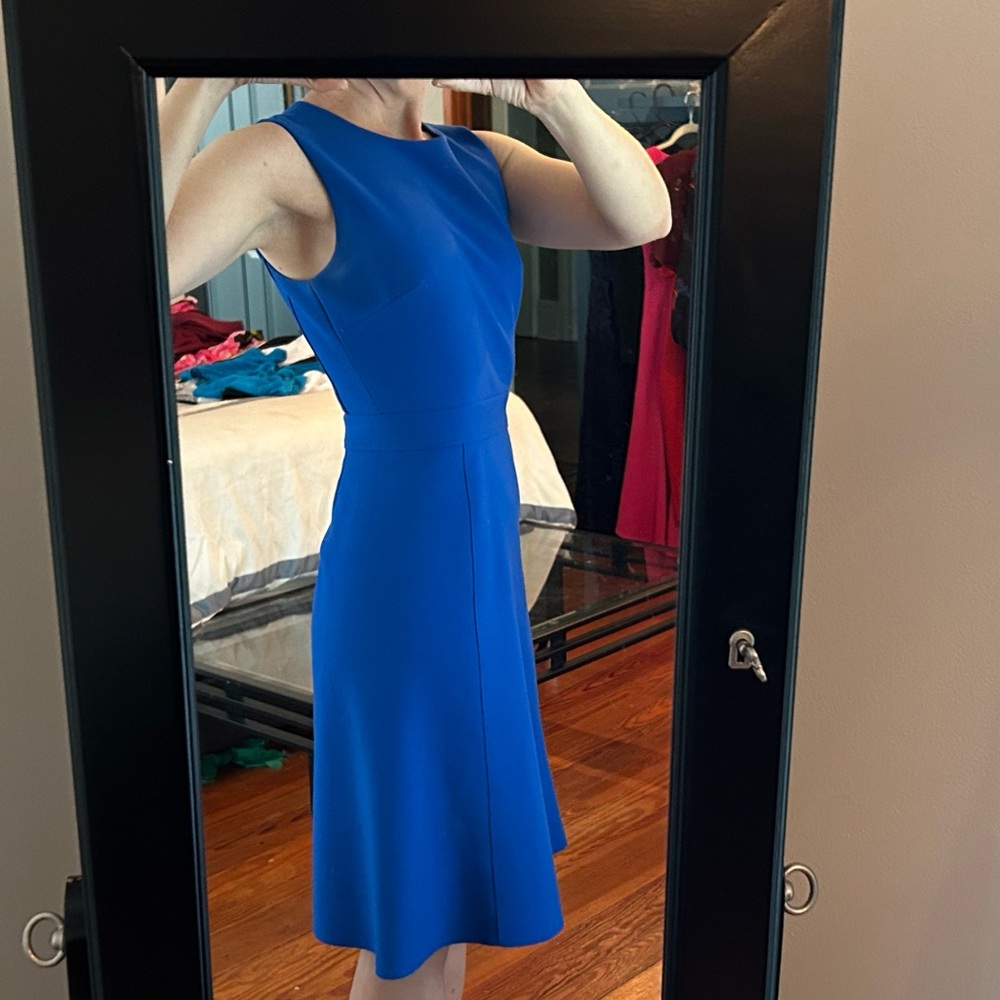 EUC - Adorable Kobe Halperin blue A line dress, with amazing back zipper details